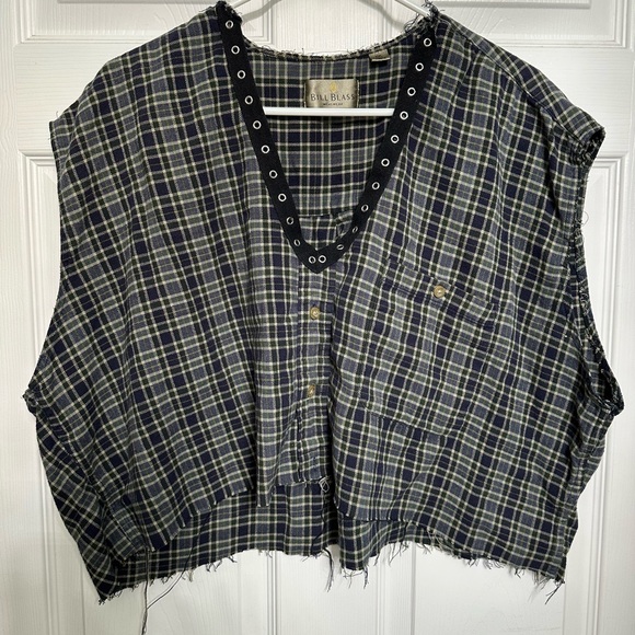 bill blass Tops - Bill Blass Navy and Green Plaid Long Sleeve Shirt